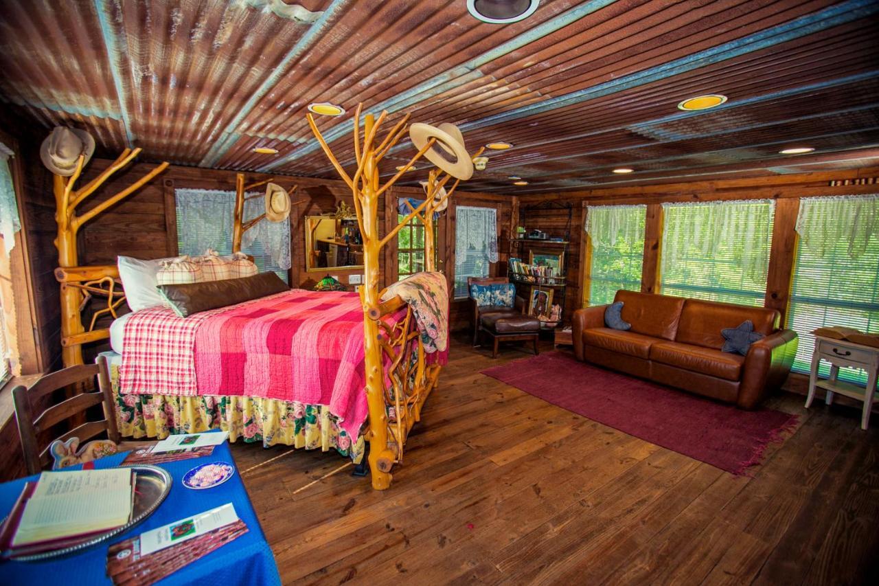 7F Lodge And Events College Station Extérieur photo