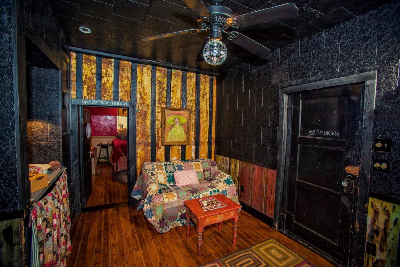 7F Lodge And Events College Station Extérieur photo