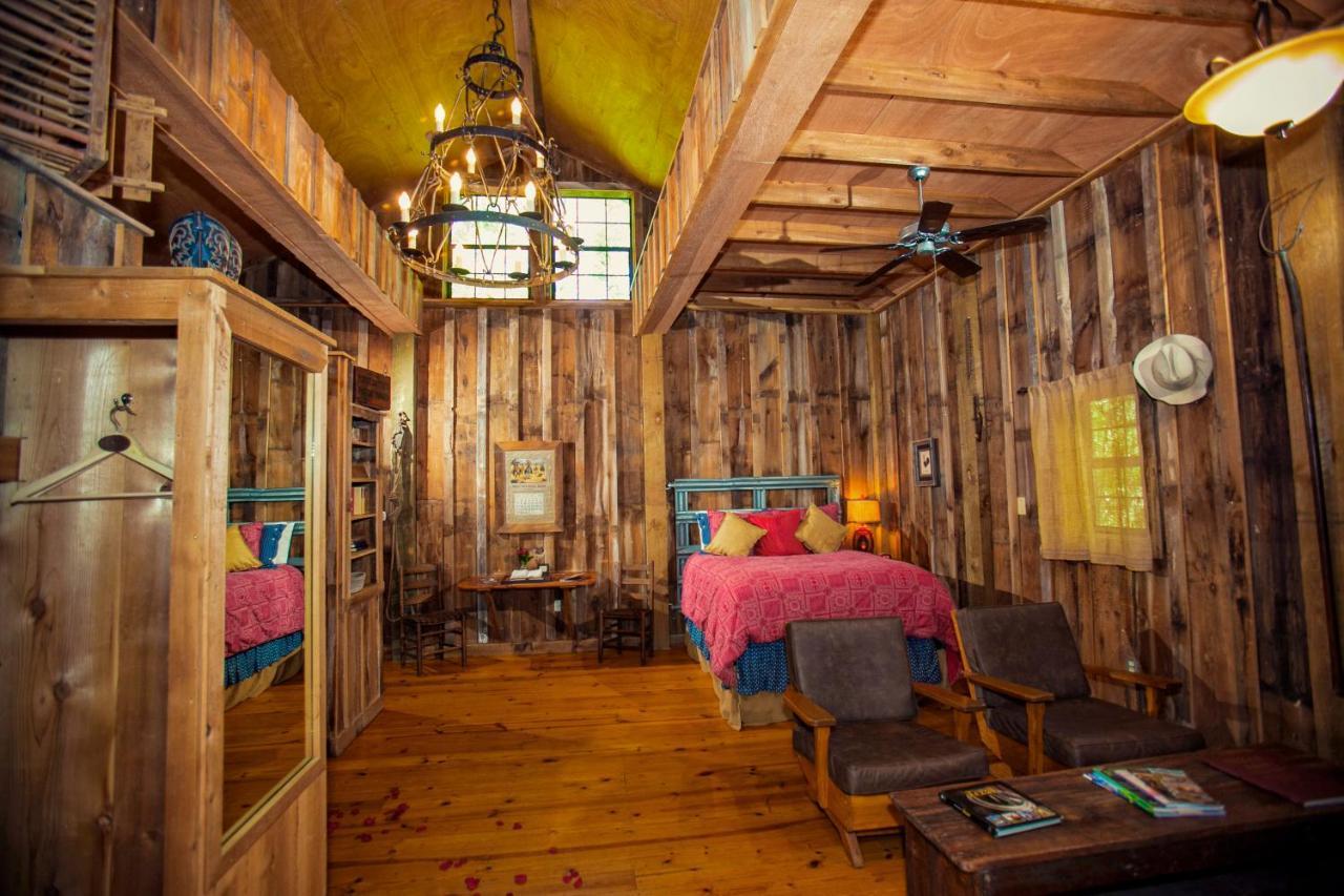 7F Lodge And Events College Station Extérieur photo