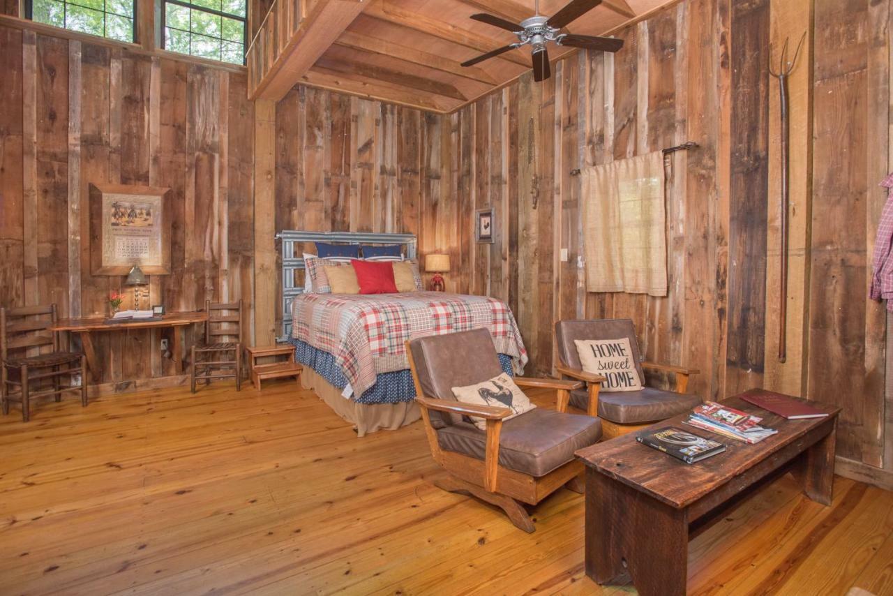 7F Lodge And Events College Station Extérieur photo