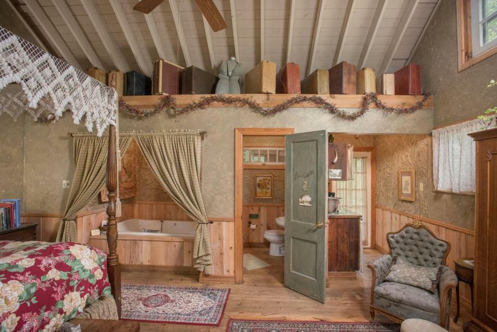7F Lodge And Events College Station Extérieur photo