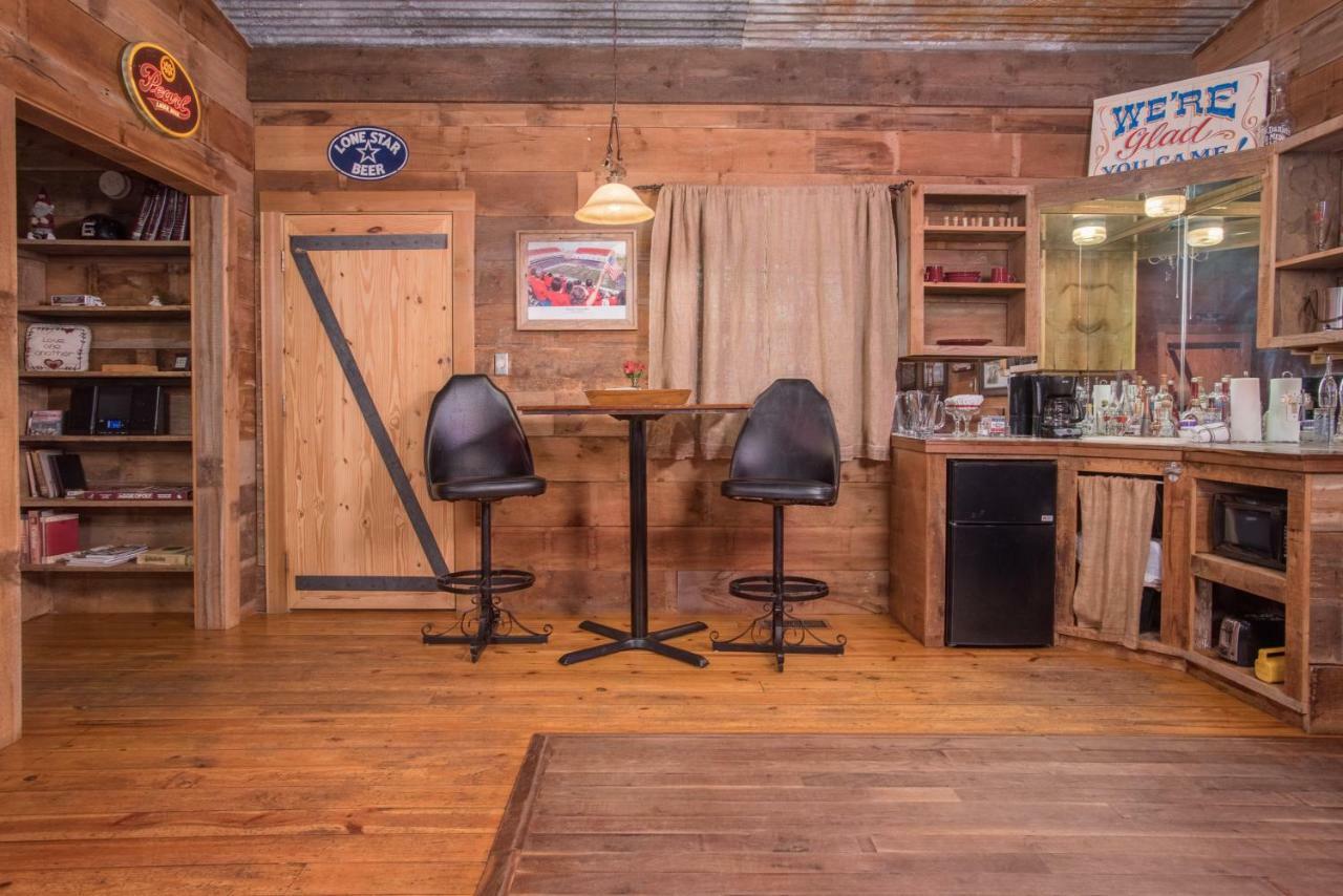 7F Lodge And Events College Station Extérieur photo