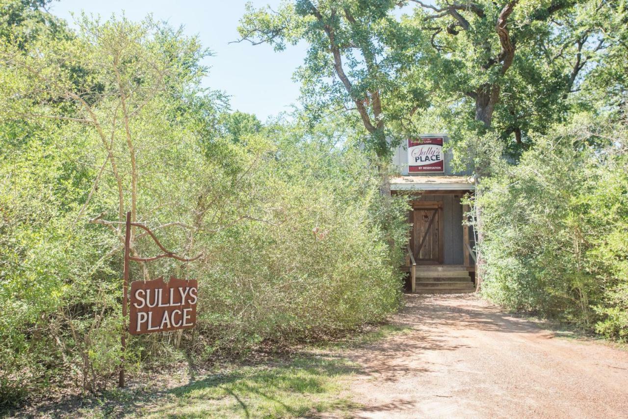 7F Lodge And Events College Station Extérieur photo