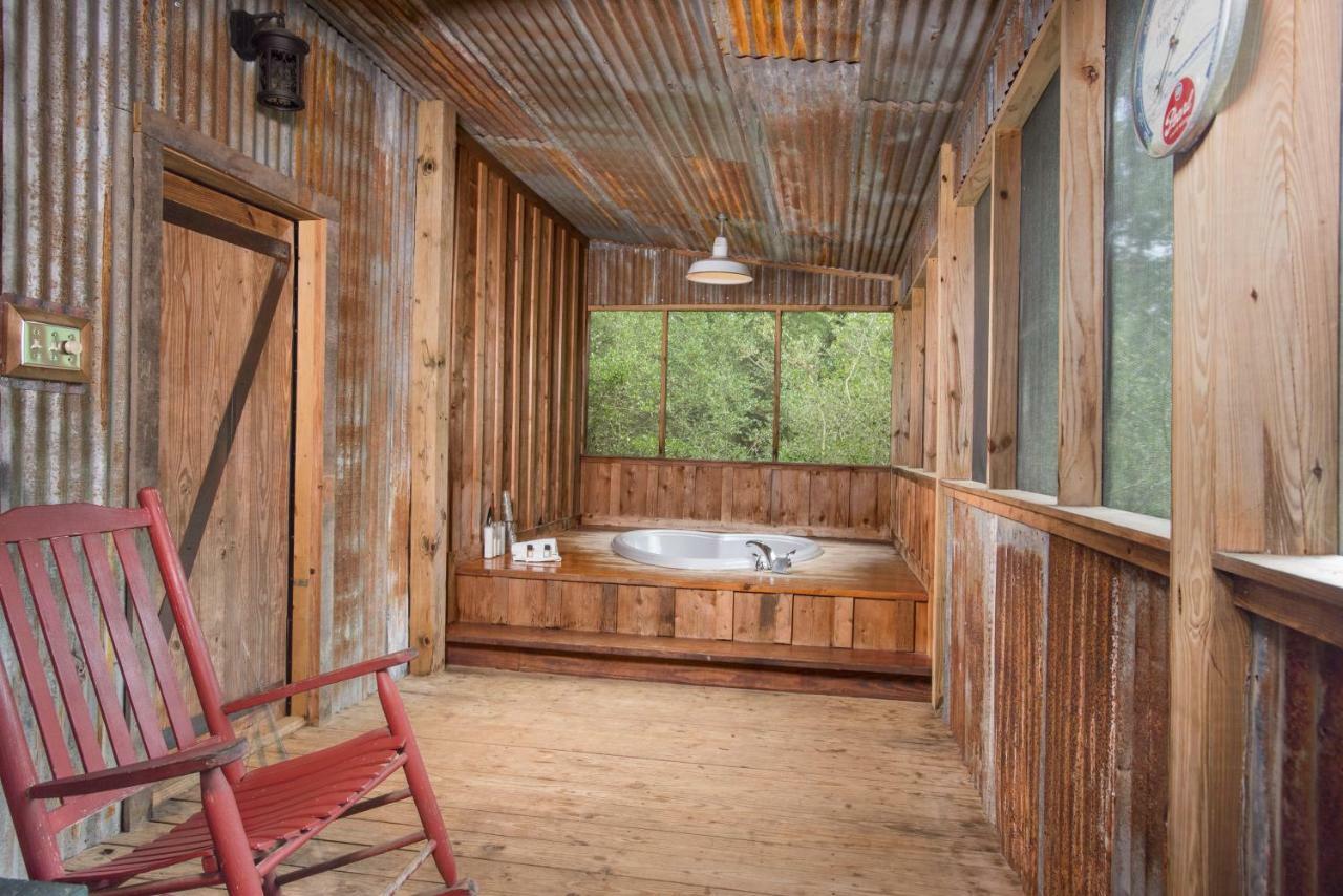 7F Lodge And Events College Station Extérieur photo