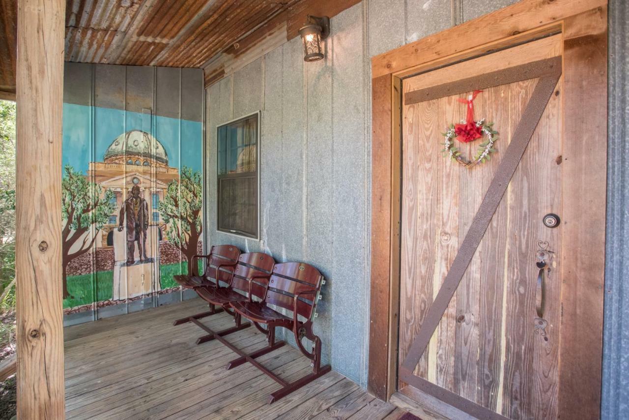 7F Lodge And Events College Station Extérieur photo